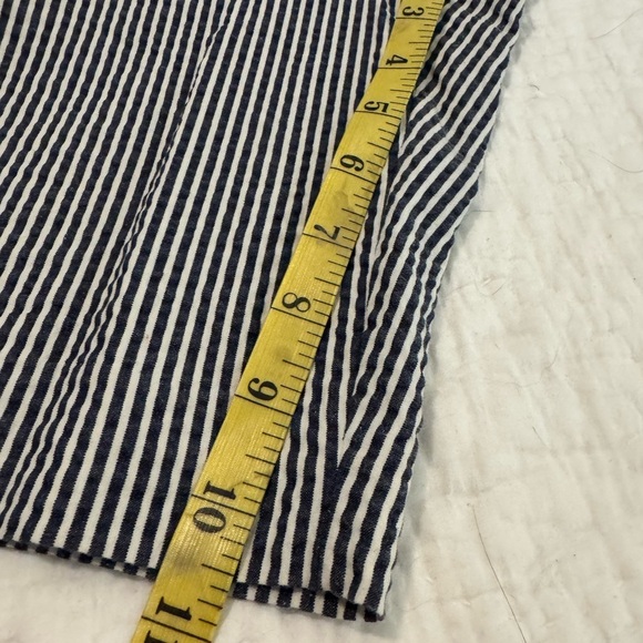 Ann Taylor Striped Seersucker Devin Bermuda Walking Shorts Size 12 - Picture 7 of 9